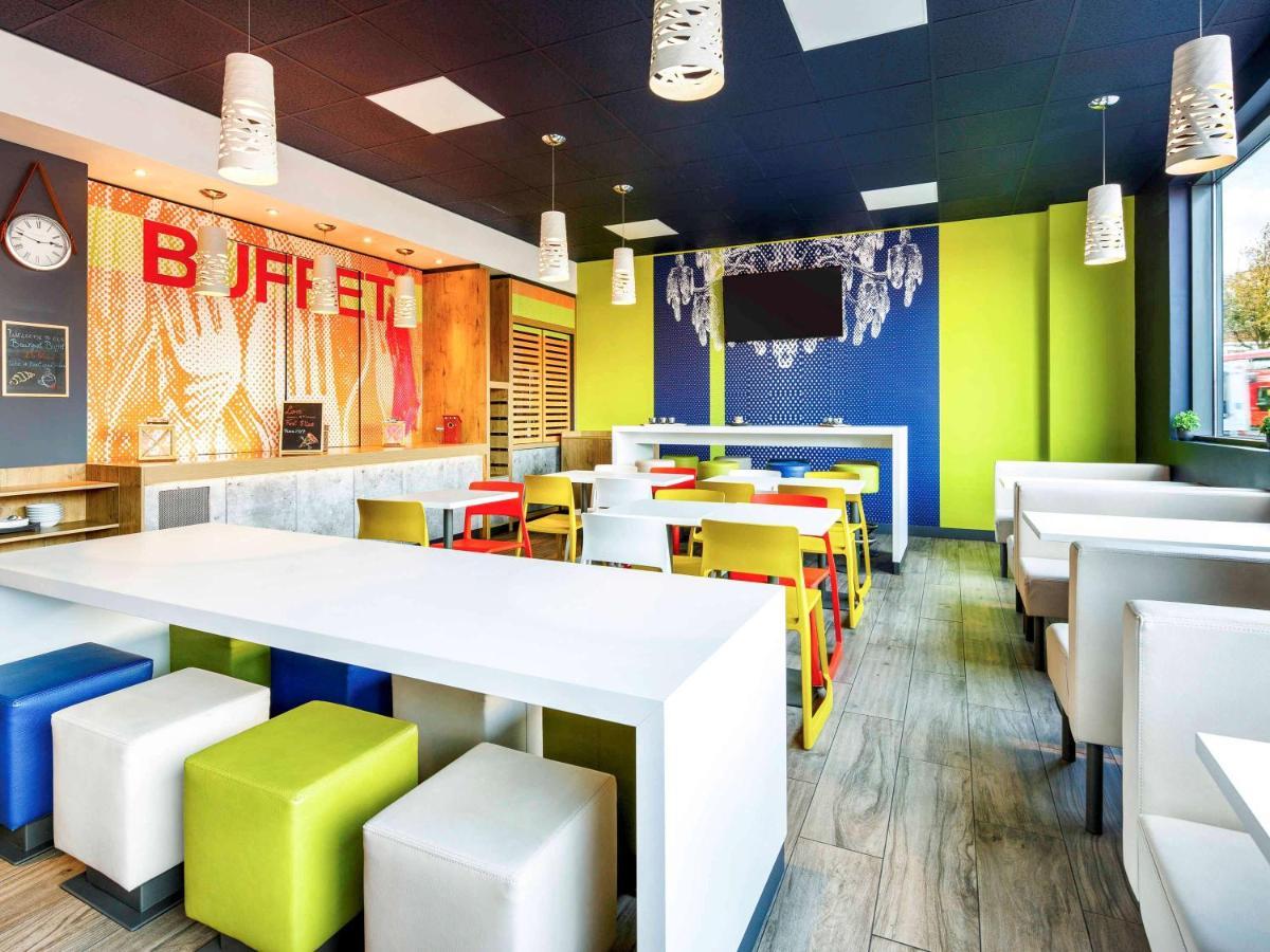Ibis Budget London Hounslow Exterior photo